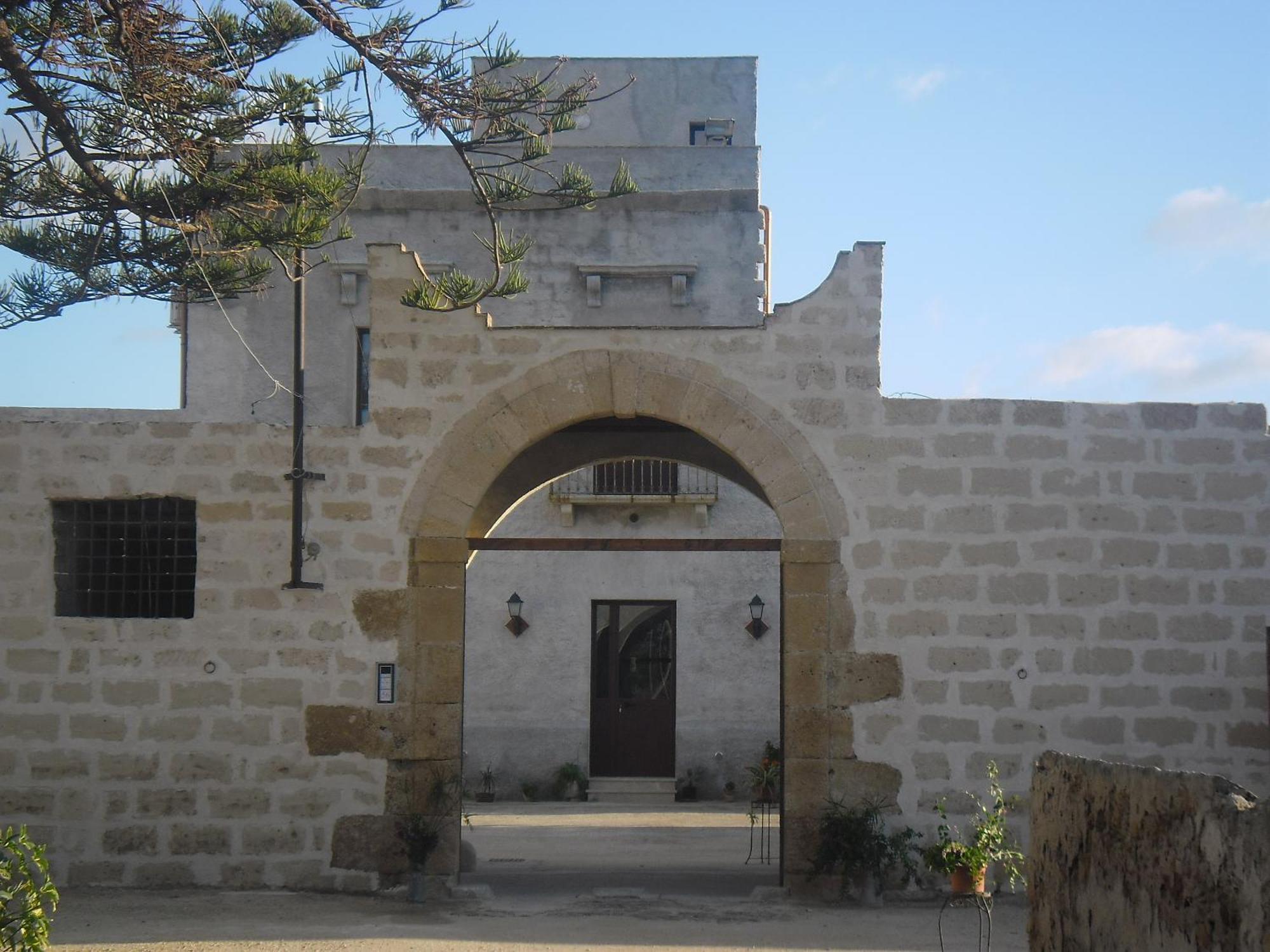 Bed and Breakfast Baglio Bellavista Torre Nubia Екстер'єр фото
